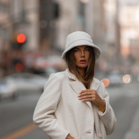 Noize -Tezza and Cole ;Sophie Bucket Hat - Picture 1 of 4